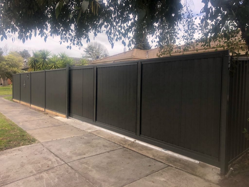 Repair or replace colorbond fence